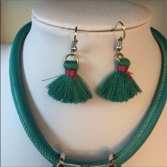 NEW. Modern Colorful Geometric Set. - Picture 7 of 15